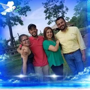 Meet your Posher, Ana